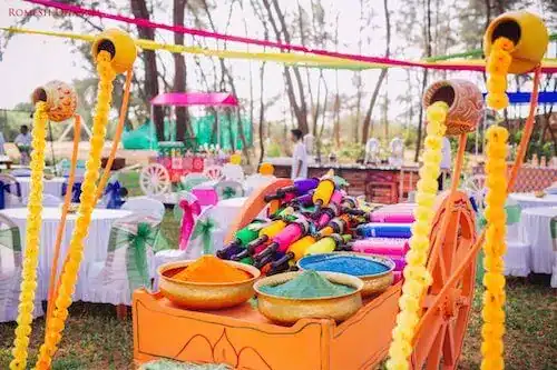 Decor ideas for budget holi party