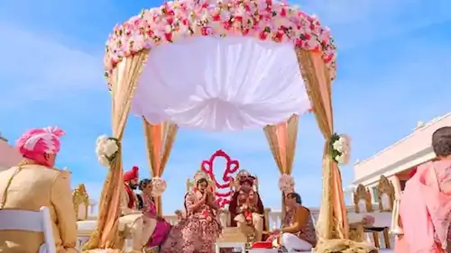 Indian Wedding Theme: Beach Wedding