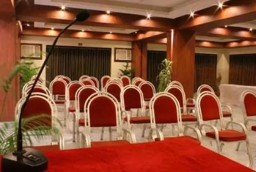 affordable wedding venue - merry zone